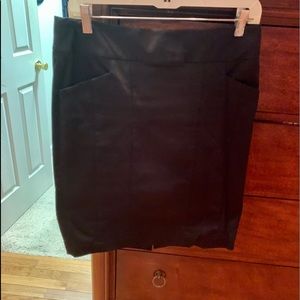 Black dressy & stretchy skirt